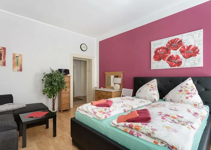 Ferienwohnung Residenz Bis 6 Gaeste , Ferienwohnung Dresden Bis 4 Gaeste, Ferienwohnung Elbflorenz Bis 2 Gaeste